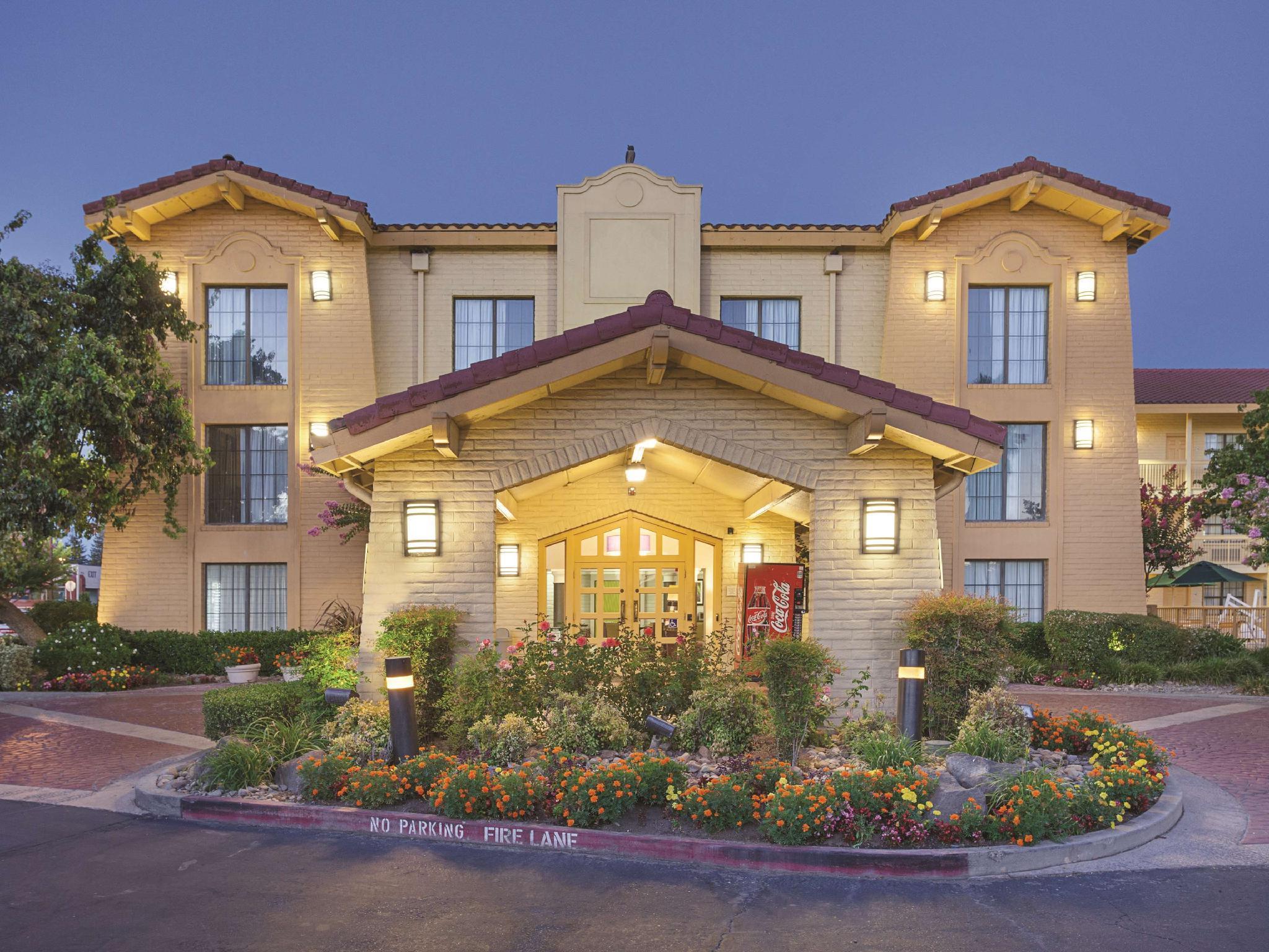 La Quinta Inn By Wyndham Sacramento North Carmichael Exterior photo